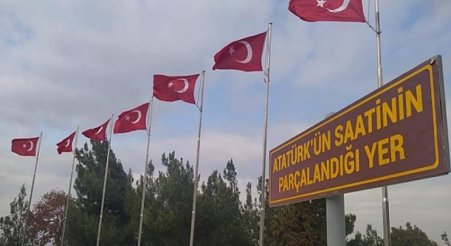 Kemer Belediye personeli, Çanakkale’nin tarihi atmosferini gezerek yerinde görme imkanı buldu.