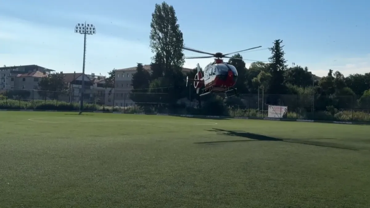 Alaçam'da beyin kanaması şüphesi: Ambulans helikopterle sevk edildi