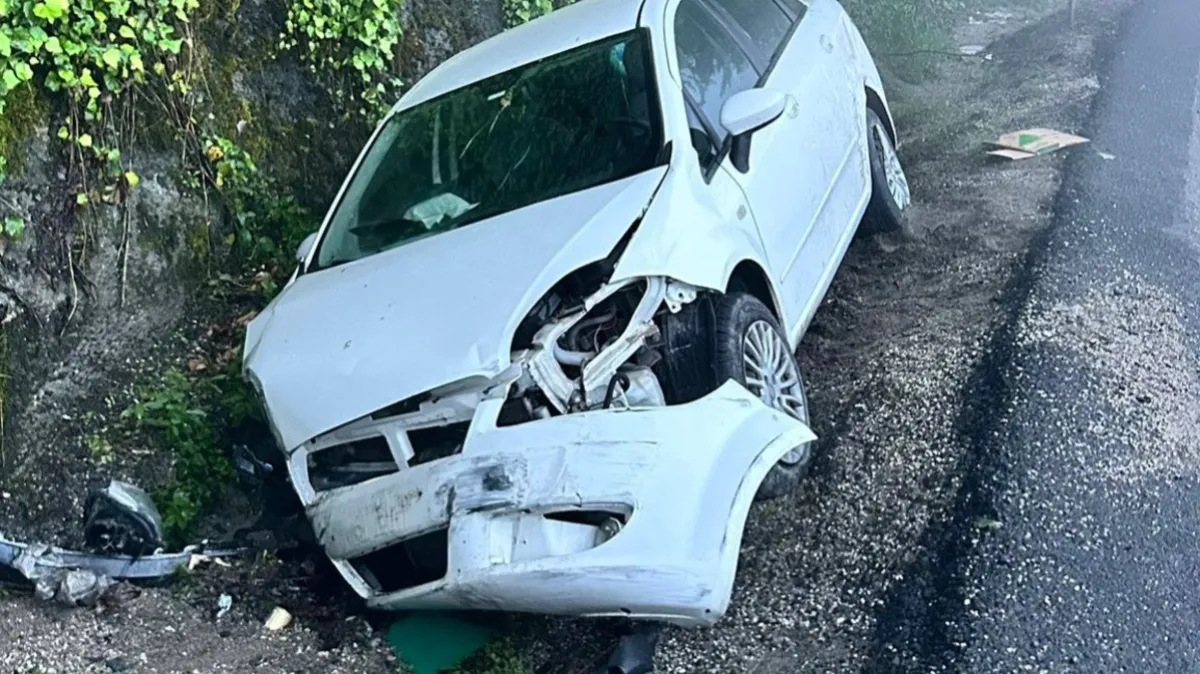 Bolu Dağı’nda otomobil su kanalına düştü: 3 yaralı