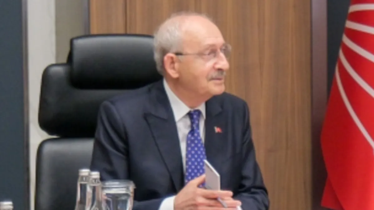 CHP MYK'sından dikkat çeken mesaj: Tasfiye gündemde mi?