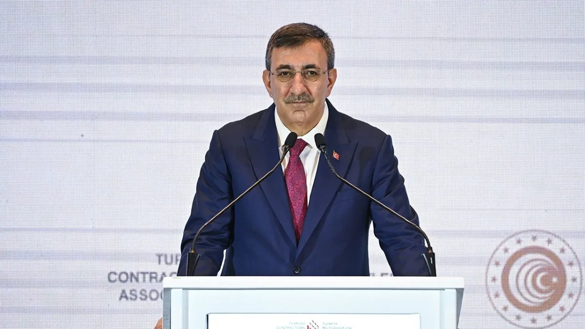 Cumhurbaşkanı Yardımcısı Yılmaz: İnşaat sektörüne büyük görev düşecek