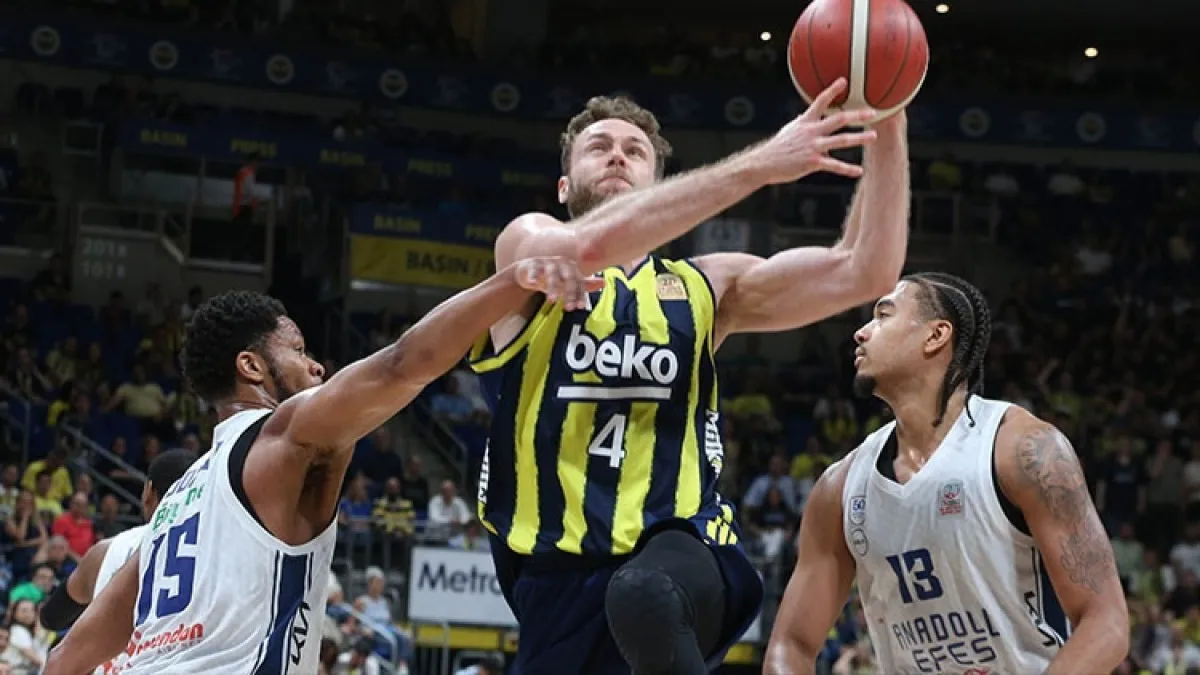 Fenerbahçe Beko uzatmada kazandı, finale yükseldi