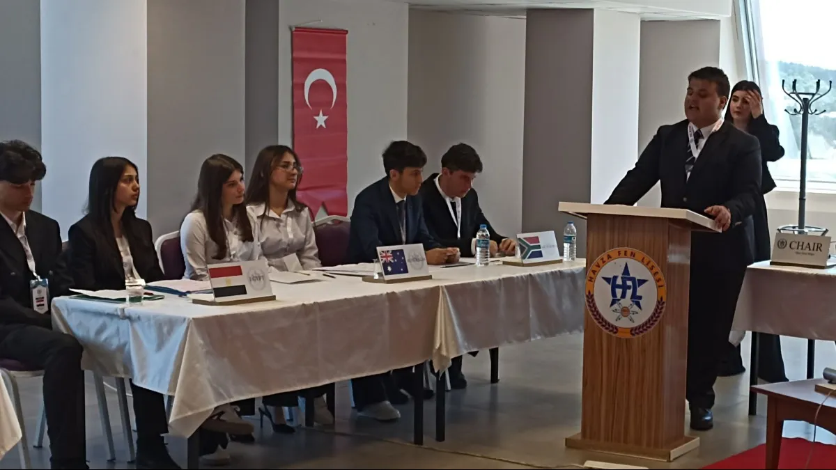 Havza Fen Lisesi öğrencilerinden eğitim ve teknoloji konferansı