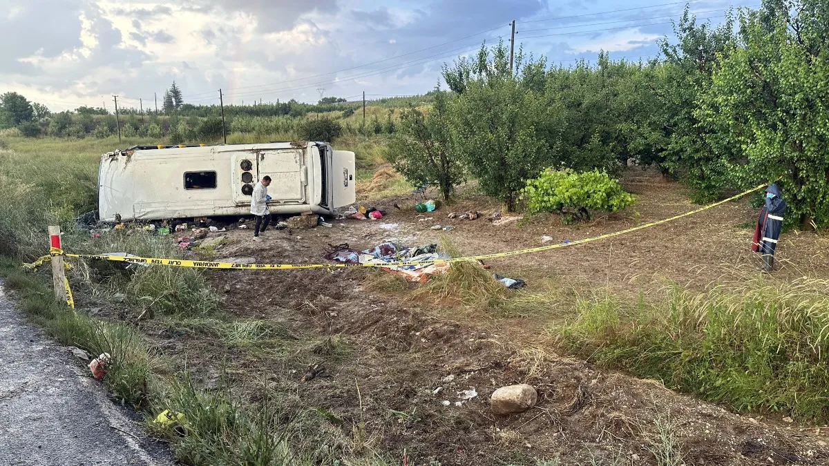 Isparta'da 5 kişinin öldüğü tur kazasında sürücü tutuklandı