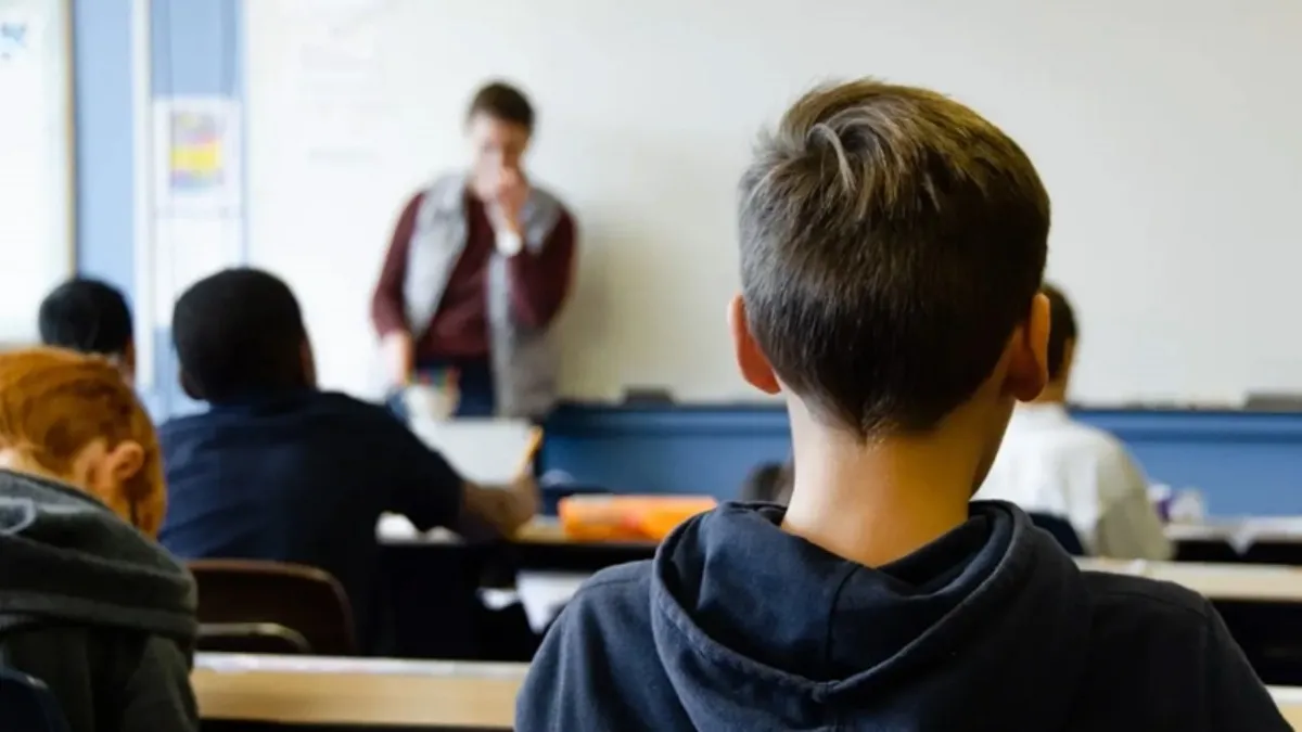 Okulların kapanış tarihi belli oldu: Karneler ne zaman dağıtılacak?