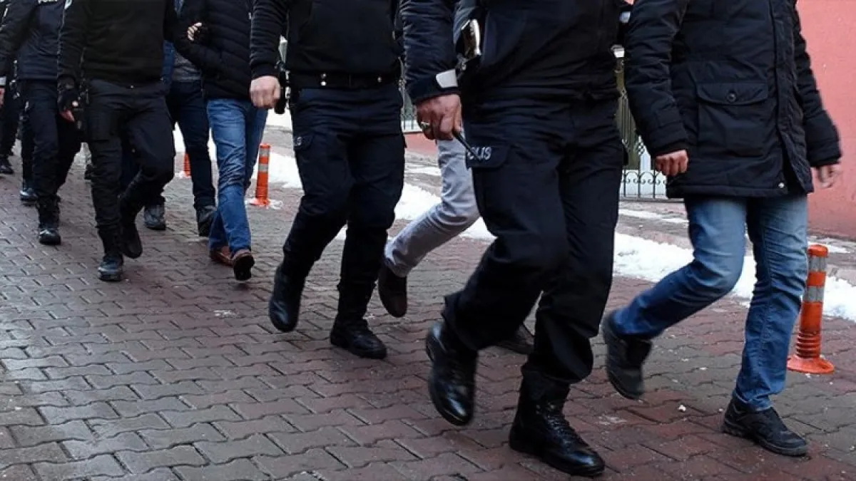 Sahte belge operasyonunda büyük vurgun ortaya çıktı! 64 kişi yakalandı