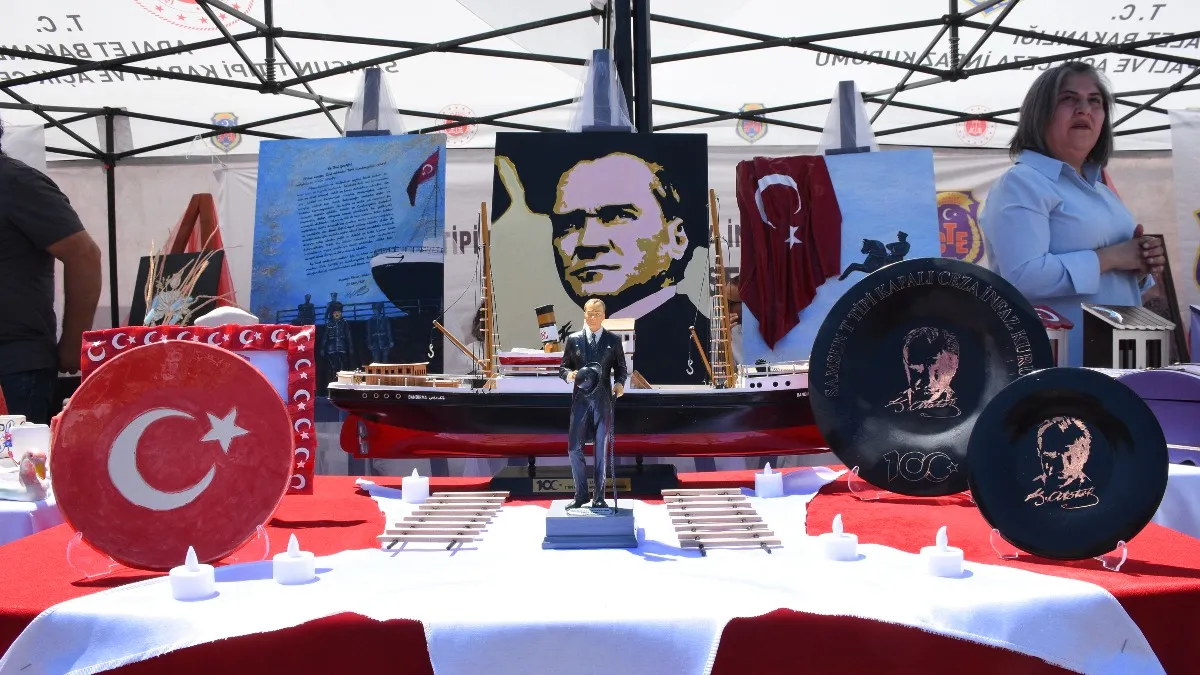 Samsun'da hükümlüler tarafından yapılan ürünler satışa çıkarıldı