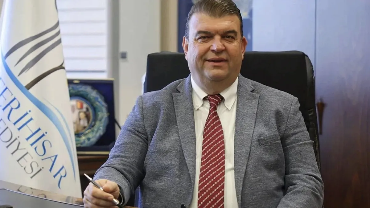 Seferihisar Belediye Başkanı İsmail Yetişkin görevden uzaklaştırıldı