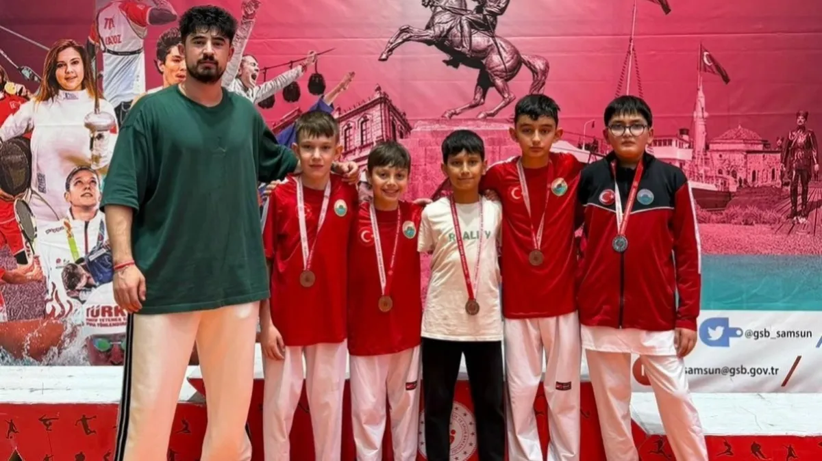 Taekwondo İl Şampiyonası'nda İlkadım rüzgarı esti