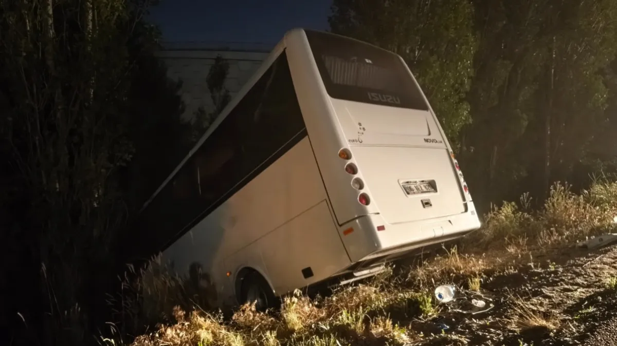 Ters şeride giren otomobil faciyaya neden oldu: 8 yaralı