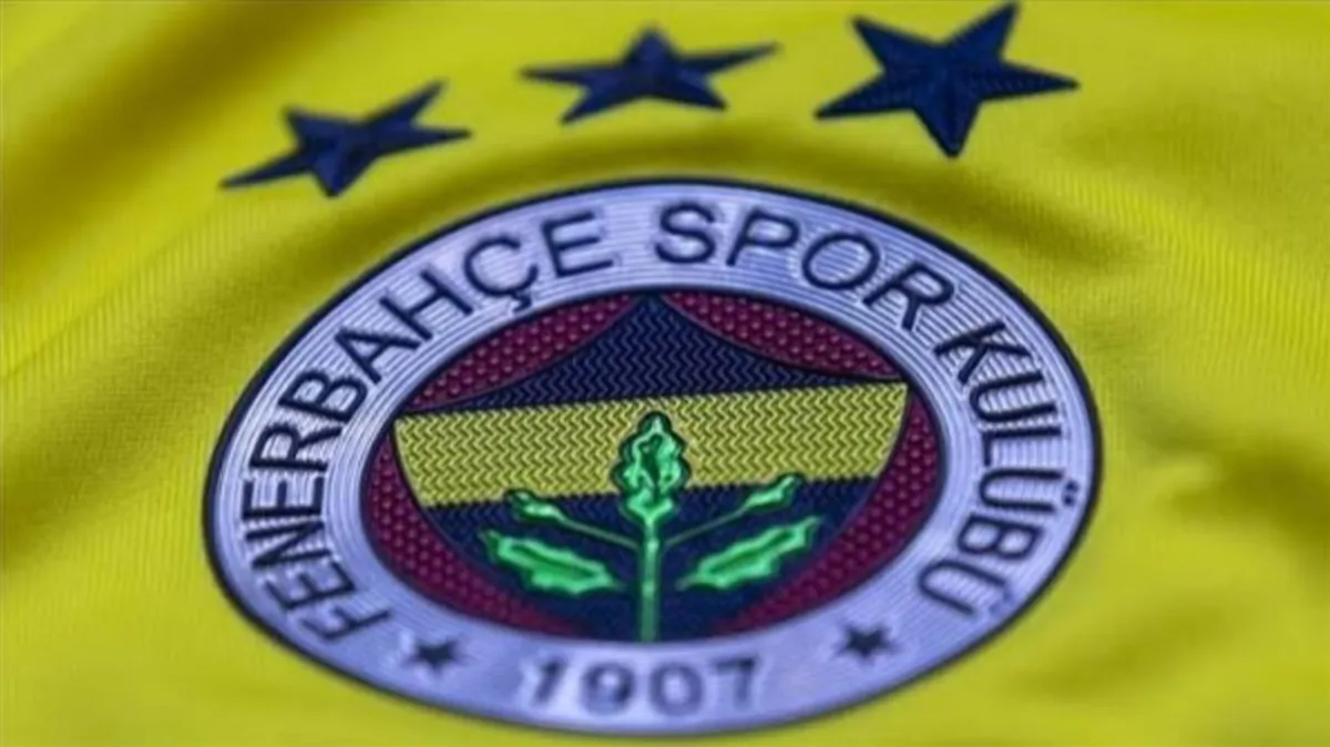 UEFA, Fenerbahçe’ye para cezası verdi